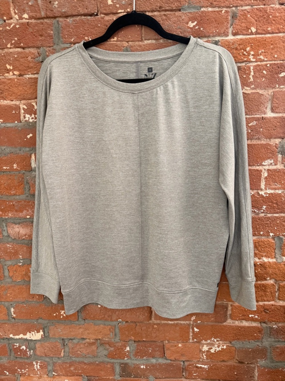 NIC & ZOE Light Gray Crewneck Shirt